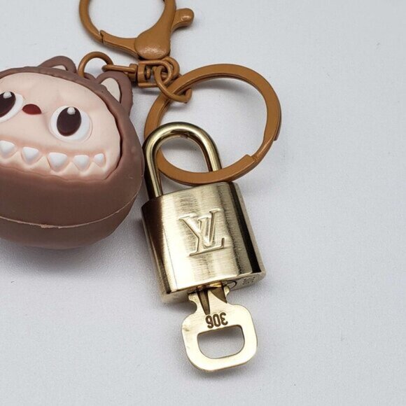 Authentic Louis Vuitton Lock & Key with unbranded Bagcharm, Keycharm, Keychain - Picture 4 of 7